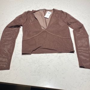 Abercrombie & Fitch long sleeve V-neck mesh shirt